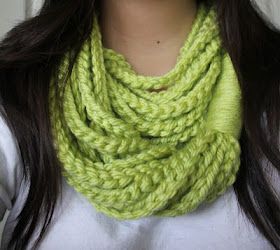 Beginner Crochet… chain loop scarf.  All you need to know is how to make a cha