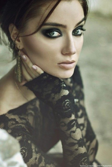 Black Lace – Tatyana Churina