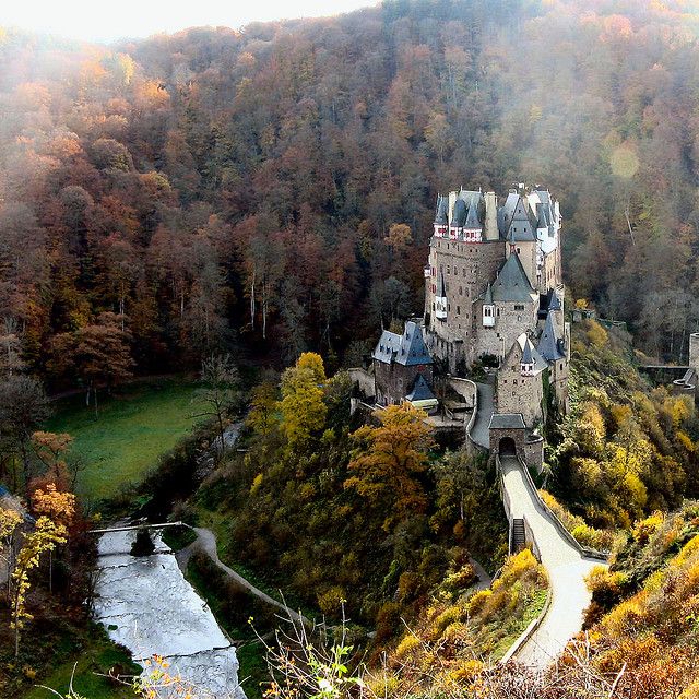 Burg Eltz Castle, Rheinland, Germany