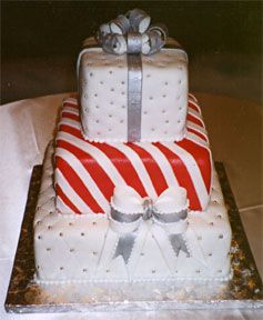 Christmas Wedding Cake