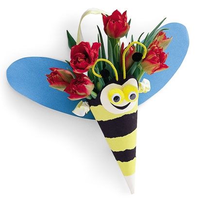 Crafts: Bee Bouquet