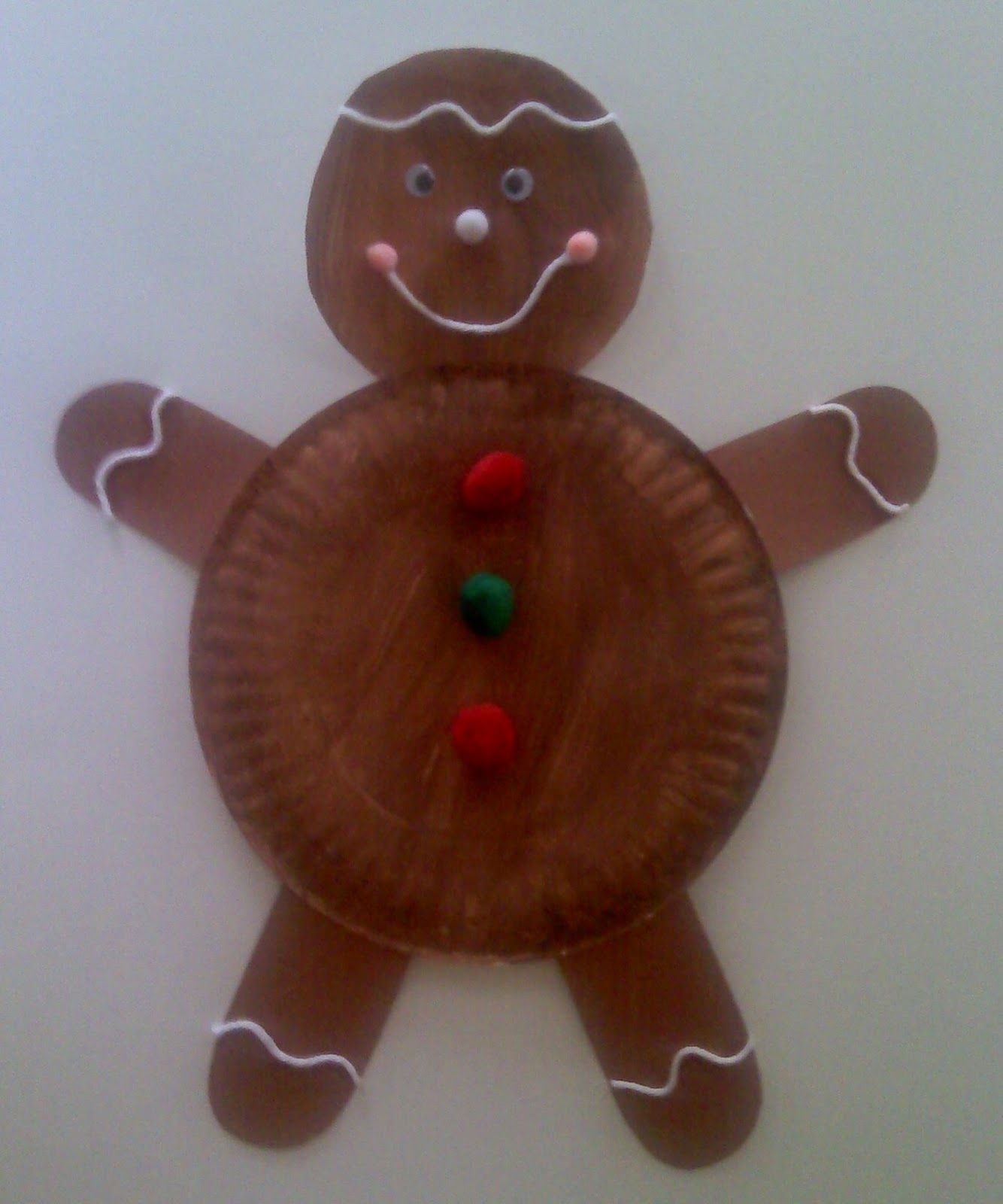 Crafts For Preschoolers: Paper Plate Gingerbread Man