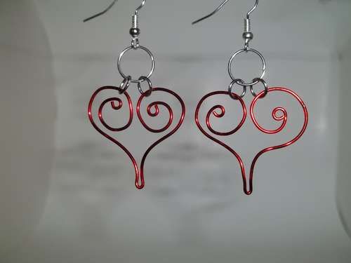 #DIY #Wire #Jewelry Crimson Heart Earrings