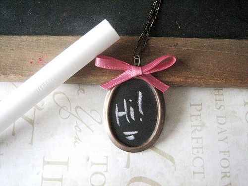 DIY chalkboard necklace