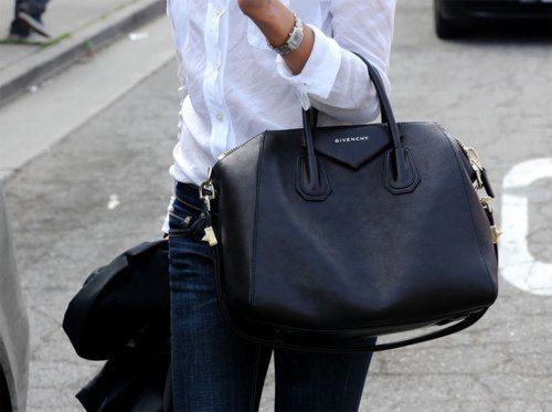 Givenchy. Great classic handbag…