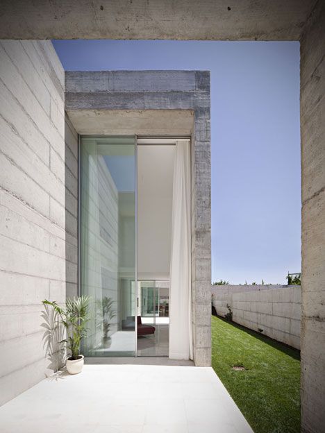 House in Moreira by  Phyd Arquitectura  inShare  3