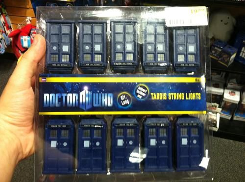 I NEED these! –>TARDIS string lights