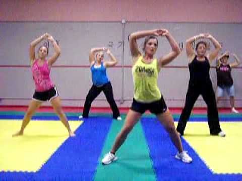 My abs hurt just from watching this!  Zumba ab workout – this girl knows how to