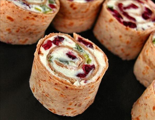 Perfect Christmas Appetizers – Cranberry, Feta, Cream Cheese, Green Onion