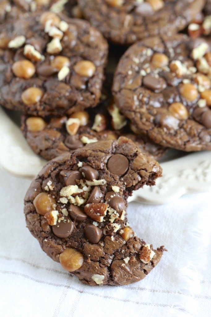 fudgey caramel chocolate cookies