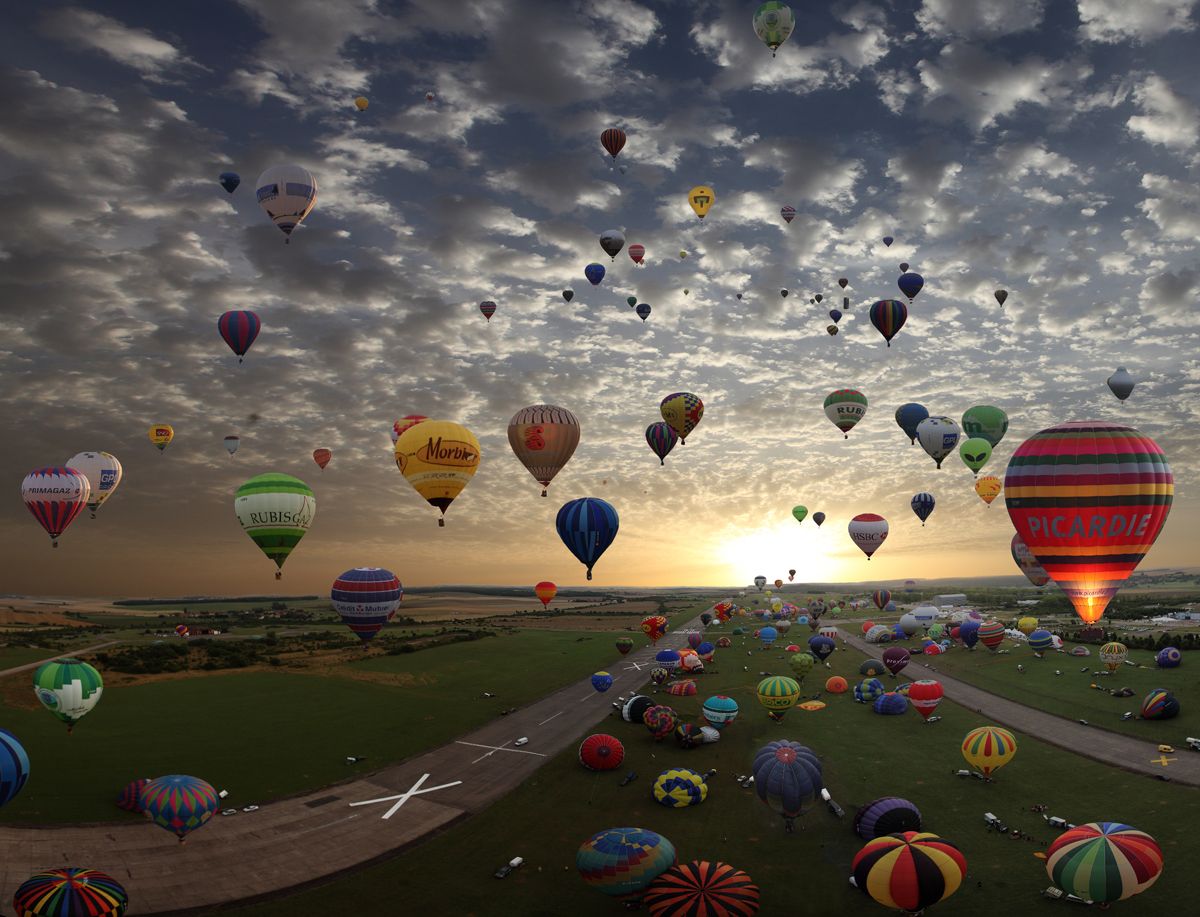 hot air balloons:)