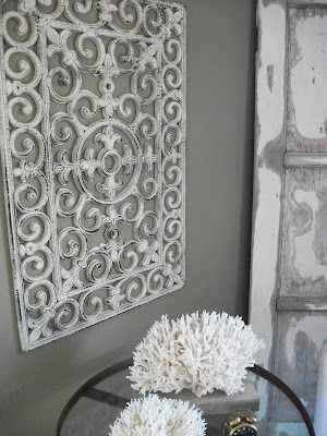 $10 DIY: $5 DIY Rubber Mat Wall Art