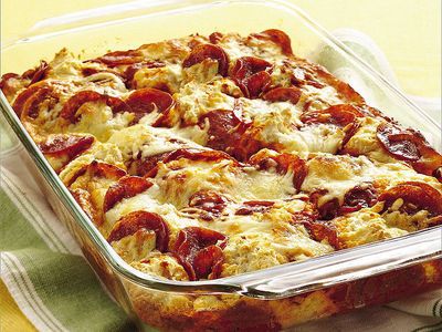4-Ingredient Pizza Bake. Can't get too much better than this!