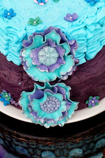 Beautiful detail! Purple and blue