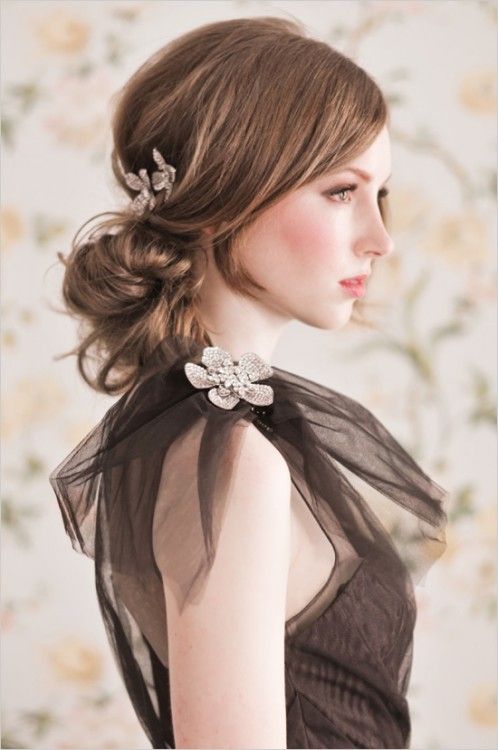 Beautiful hairstyle for a glam holiday party!