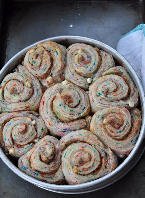 Birthday Cake Cinnamon Rolls! Perfect Birthday Breakfast!