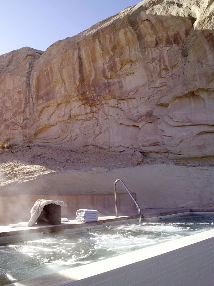 Canyon Point, Utah –  I see two towels and a couple of robes, I'm in whos wi