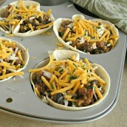 Cheesy Beef Tortilla Cups – An easy, fun and completely delicious dinner idea!