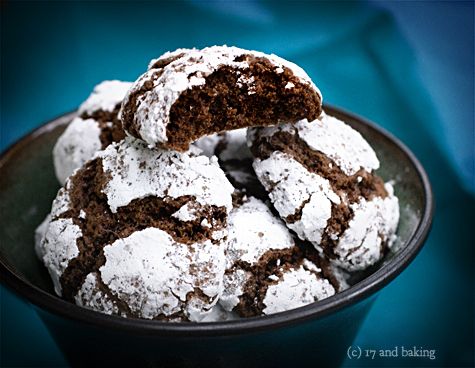 Chocolate Crinkle Cookies #cookies