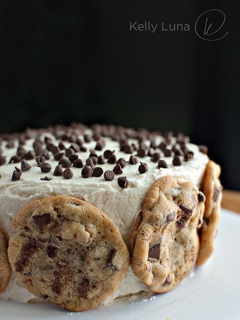 Chocolate chip cookie dough cake. – I made the cupcakes along with a cookie mons