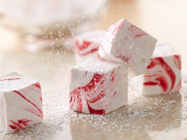 Easy homemade Peppermint Marshmallows. Perfect hot cocoa topper. Would make a fu