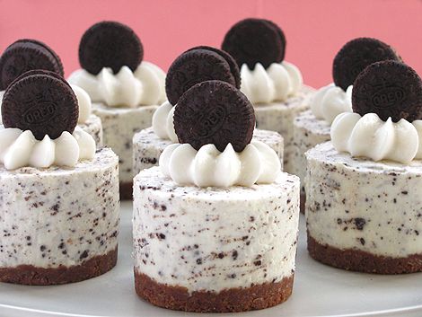 Love Cheese cake…Love Oreos…And I LOVE that I dont have to bake these lil Or