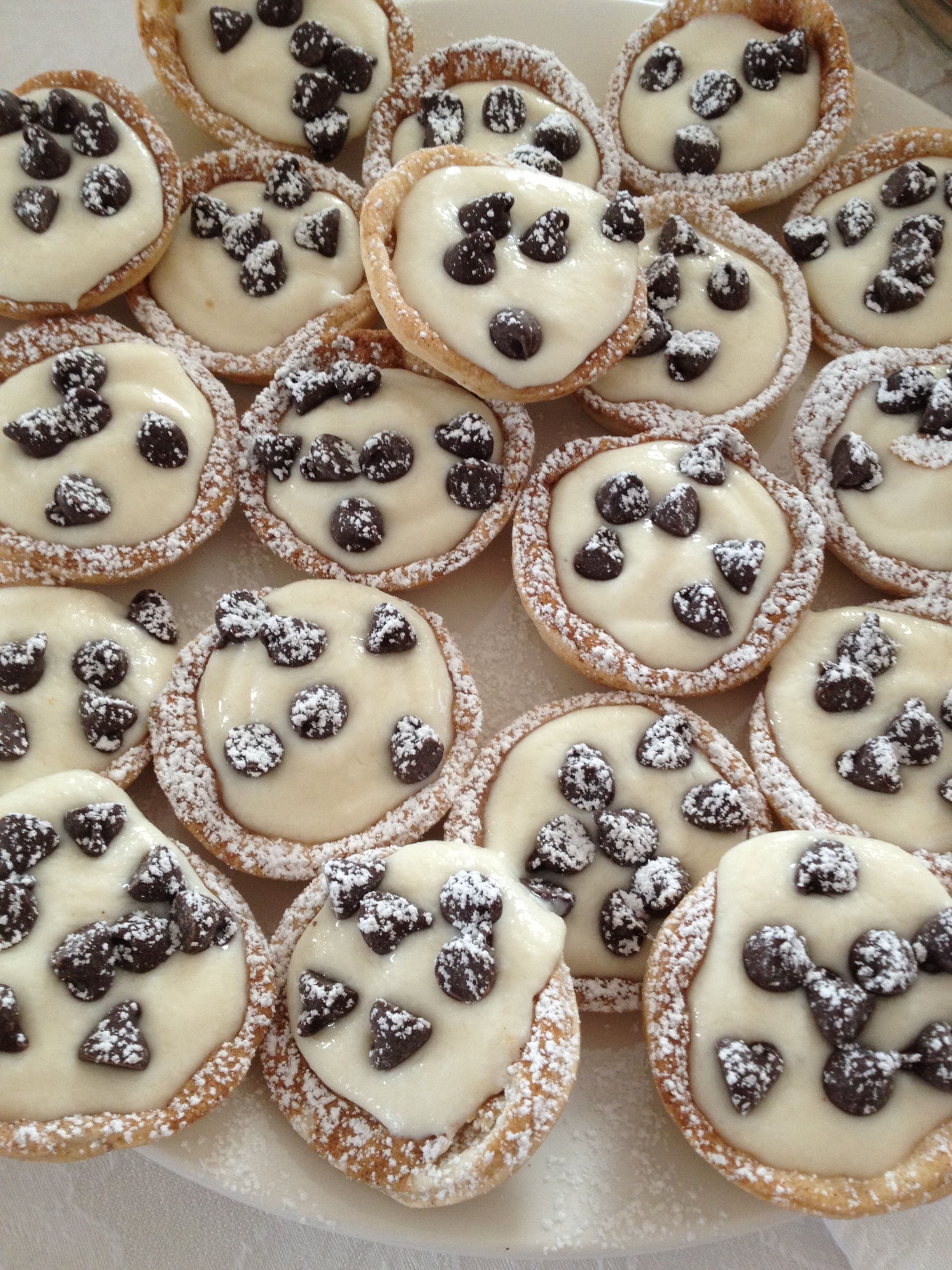 Mini Canoli Cups