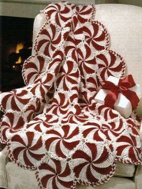 Ohhh….I want a blanket like this for the holidays…so pretty!