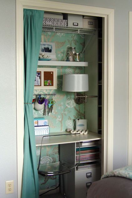Small work space hidden by a smart curtain