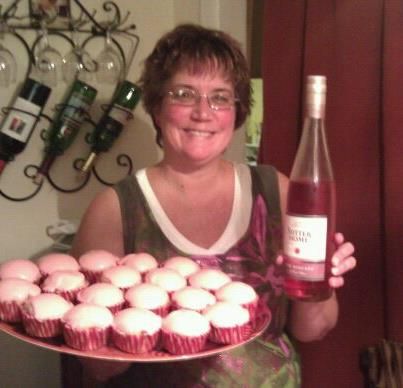 Sutter Home Pink Moscato cupcakes made by our fan Pam!
