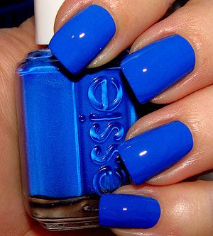 The perfect blue (Essie Mezmerised)