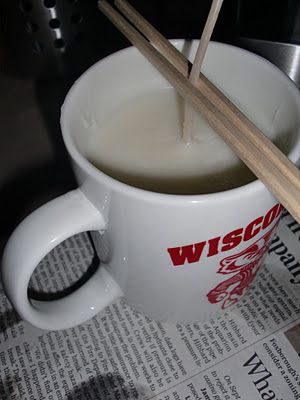 homemade candles in a mug!! gift idea?