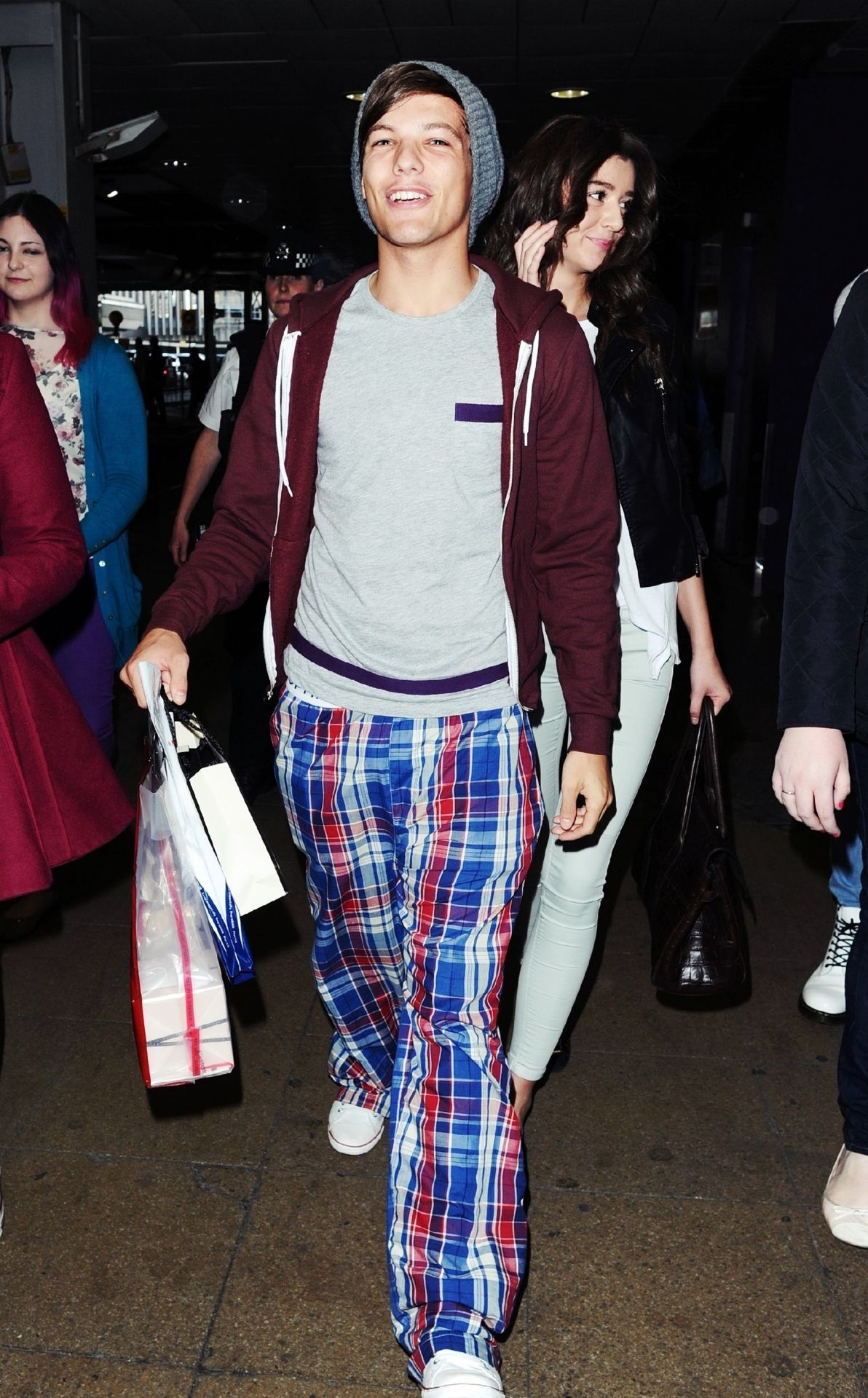 Louis Tomlinson Of One Direction At Air Port #LouisTomlinson #OneDirection #AirP