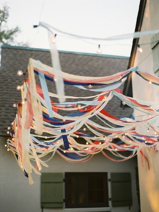 Streamers & Party Lights