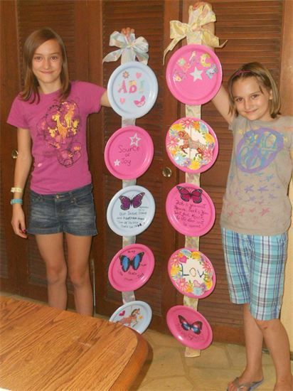 Decorate Your Tween's room for less. Fun Paper Plate Project-New Millennium
