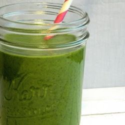 Green Smoothie – Dairy Free! by thesaltykitchen