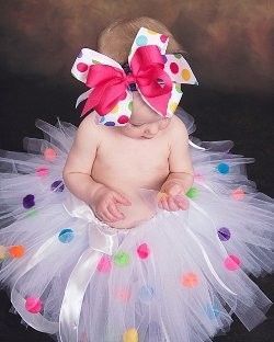 I know I can make the bow, but I'm going to try to make one of these tutus f