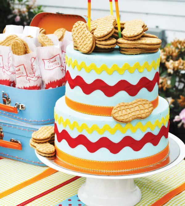 Dumbo Inspired Party with Penuts