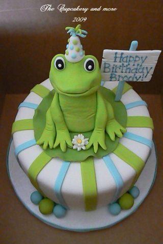 Frog Birthday Fondant Cake