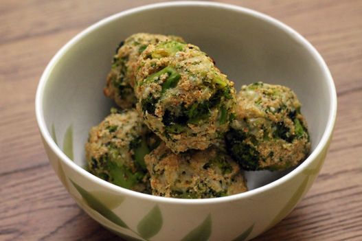 Broccoli "meatballs." Your kids won't know they're eating vegg