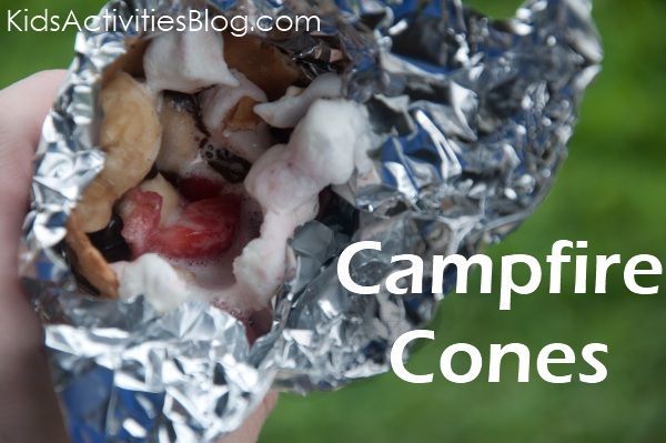 Campfire food smores Cones ~ Love this idea. Mini marshmallows, chocolate chips,