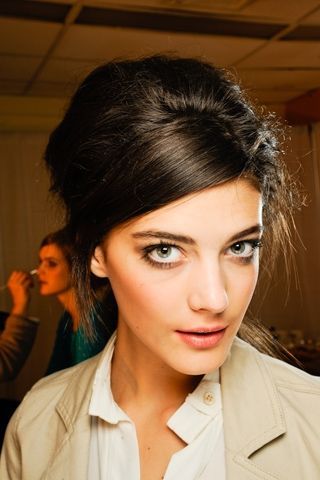 Latest Fashion News|Hair Style Trend| Celebrity Gossip: Fall 2012 Updo Trends |