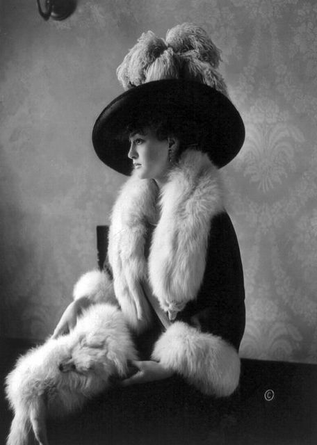 Louise Cromwell Brooks (1890-1965) was an American socialite considered to be Wa