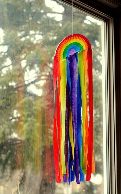 Rainbow wind catcher kid craft  #kids, #rainbow, #crepe_paper, #paint, #crafts,
