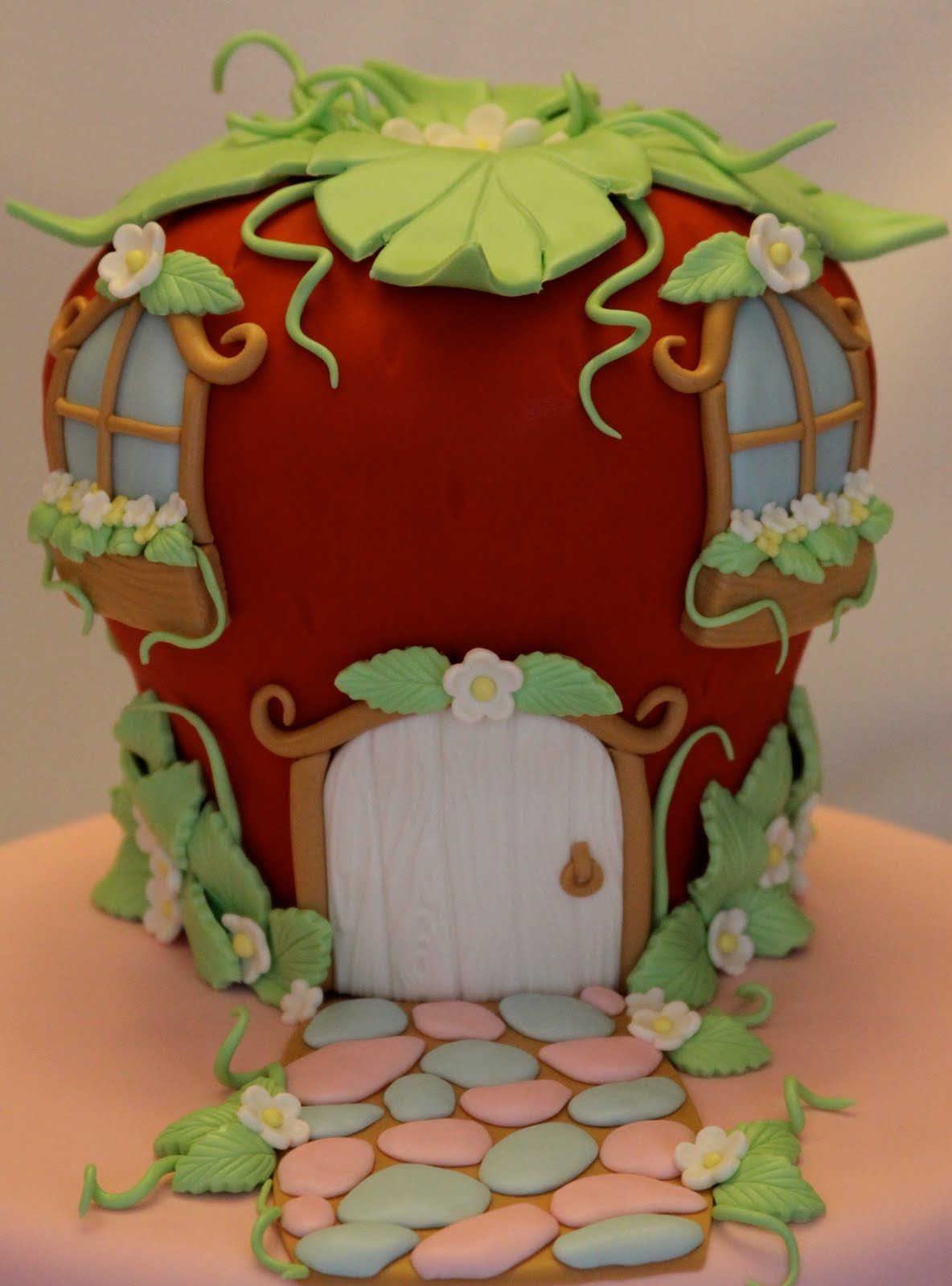 Strawberry Shortcake's House Cake