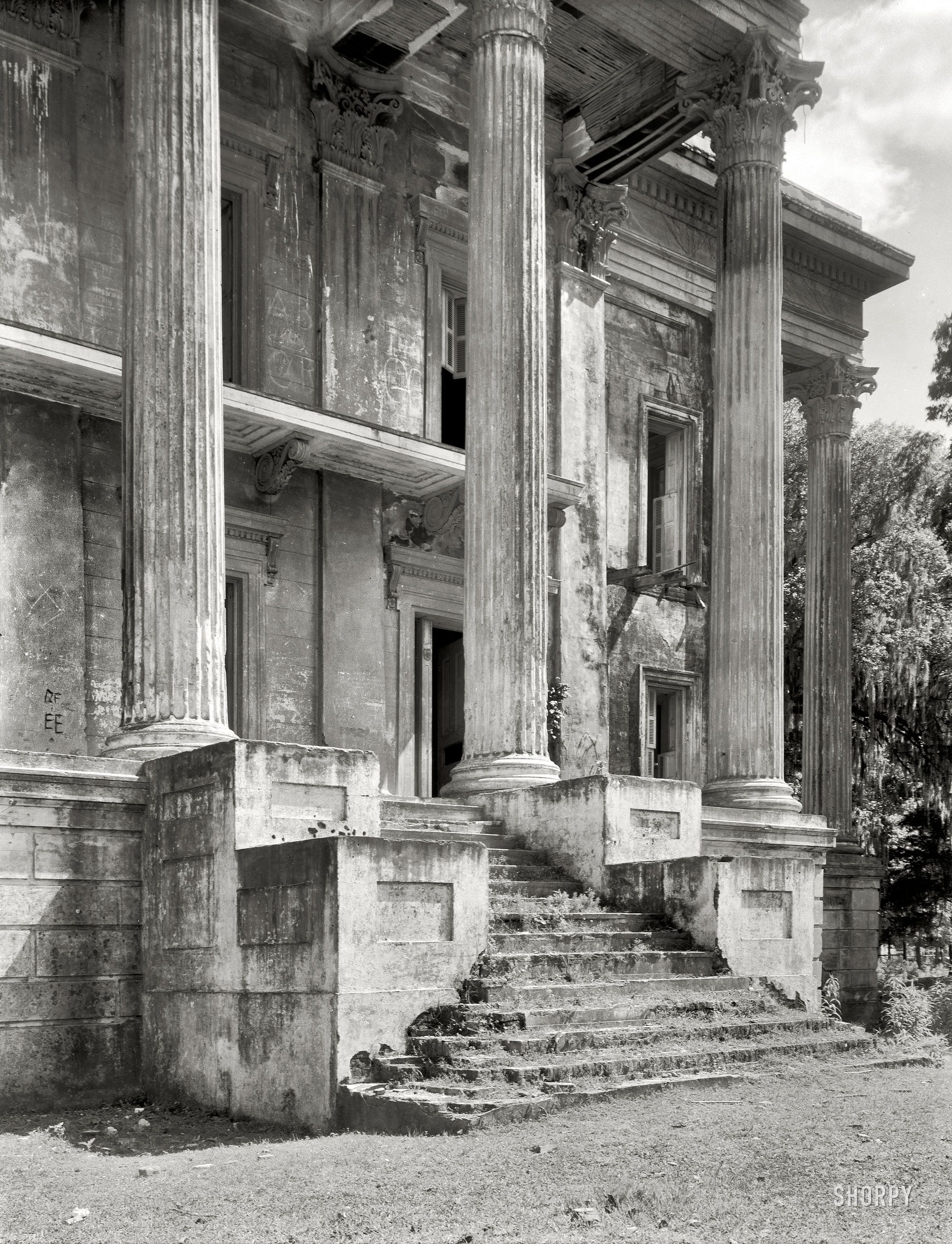Abandoned. Iberville Parish, Louisiana, "Belle Grove", 1938.