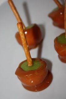 Bite-size Caramel Apples- why didn't I think of these before???