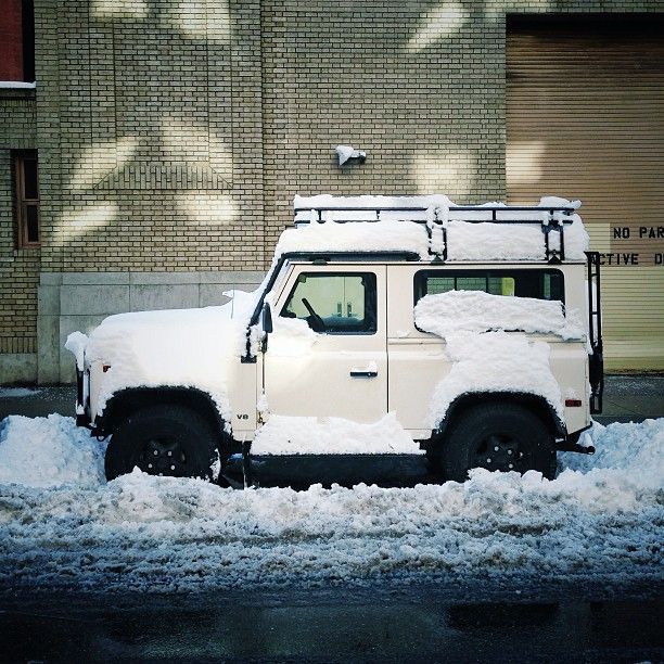 Land Rover Defender 90