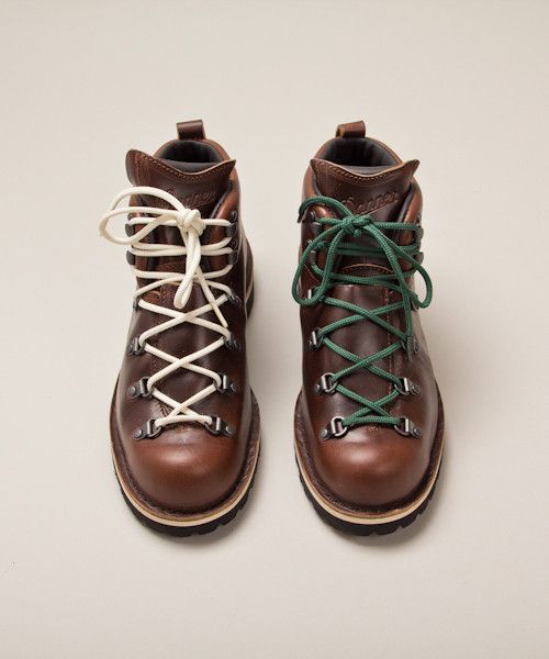 TANNER MEETS DANNER вЂ“ THE MOUNTAIN TRAIL LEFT BANK BOOT