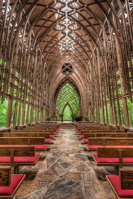 Glass Chapel in the Woods, Arkansas